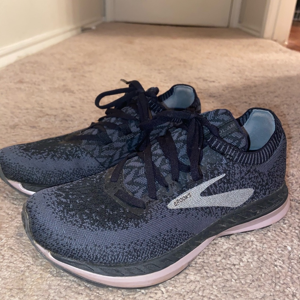 womens brooks running shoes